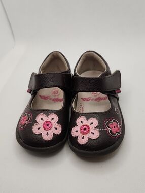 Pediped Brown Mary Janes Pink Flower Appliques Size 5.5 Toddler